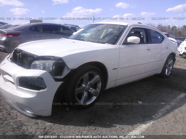 2B3CA5CT6AH132756 - 2010 DODGE CHARGER R/T WHITE photo 2