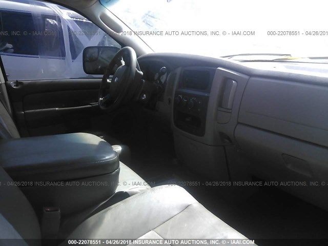 3D7KS28C85G714657 - 2005 DODGE RAM 2500 ST/SLT 勃艮第红 照片 5