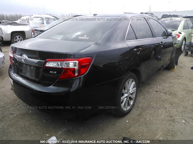 4T1BK1FK2DU527789 - 2013 TOYOTA CAMRY SE/XLE BLACK photo 4