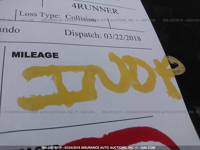 JTEBU5JR4J5496962 - 2018 TOYOTA 4RUNNER SR5 PREM/LTDL/TRAIL/TRD Biały zdjęcie 7