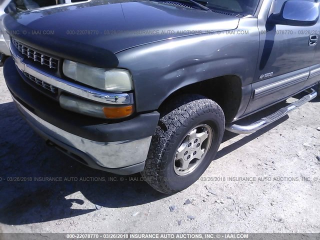 2GCEK19T821358005 - 2002 CHEVROLET SILVERADO K1500 GRAY photo 6