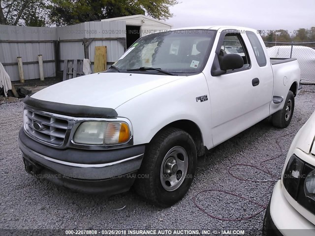 1FTRX07253KD43700 - 2003 FORD F150 WHITE photo 2