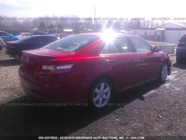 4T1BE46K77U098839 - 2007 TOYOTA CAMRY NEW GENERAT CE/LE/XLE/SE RED photo 4