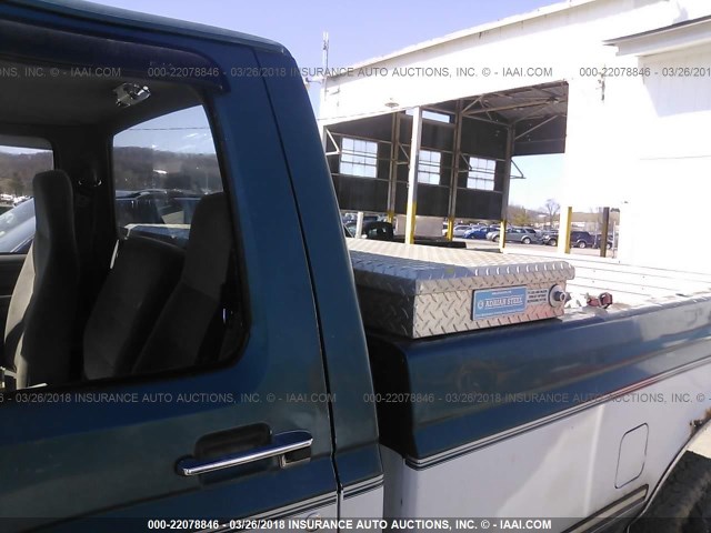 2FTHF26F2SCA70281 - 1995 FORD F250 GREEN photo 8