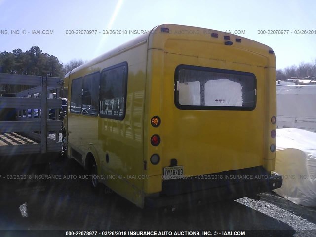 1GB6G5BG7D1125546 - 2013 CHEVROLET EXPRESS G4500  YELLOW photo 3