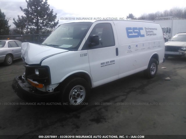 1GTW7FCF1F1267000 - 2015 GMC SAVANA G2500 WHITE photo 2