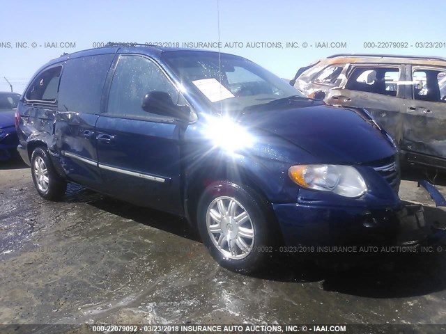 2C4GP54L15R383908 - 2005 CHRYSLER TOWN & COUNTRY TOURING BLUE photo 1