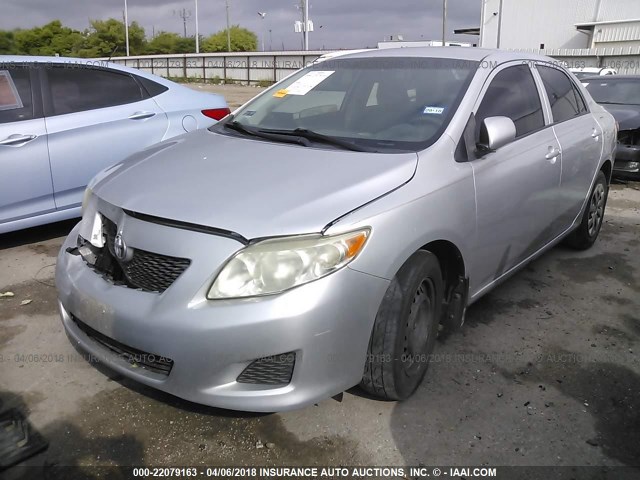 JTDBL40E599034785 - 2009 TOYOTA COROLLA LE/XLE SILVER photo 2