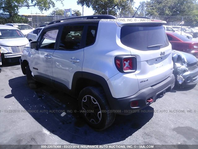 ZACCJBCTXFPC40980 - 2015 JEEP RENEGADE TRAILHAWK SILVER photo 3