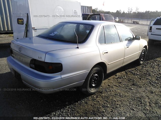 4T1BG12K1TU813381 - 1996 TOYOTA CAMRY DX/LE/XLE ოქროსფერი ფოტო 4