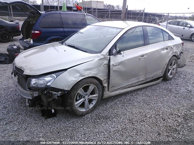 1G1PE5SB3F7216087 - 2015 CHEVROLET CRUZE LT GOLD photo 2