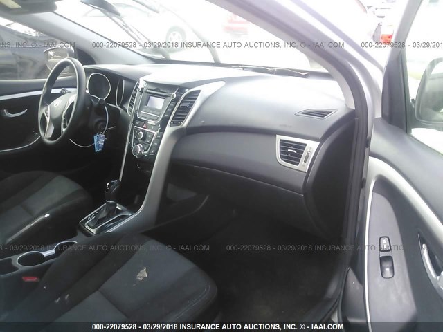 KMHD35LH9EU196071 - 2014 HYUNDAI ELANTRA GT SILVER photo 5