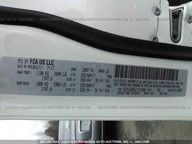 3C4NJDBB5JT101063 - 2018 JEEP COMPASS LATITUDE Weiß Foto 9