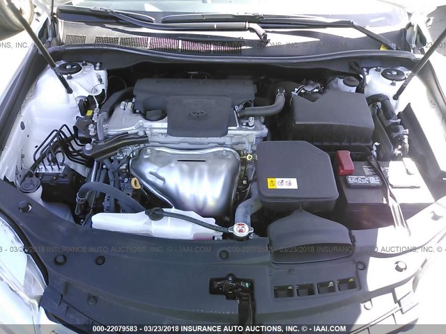 4T1BF1FKXHU807194 - 2017 TOYOTA CAMRY LE/XLE/SE/XSE WHITE photo 10