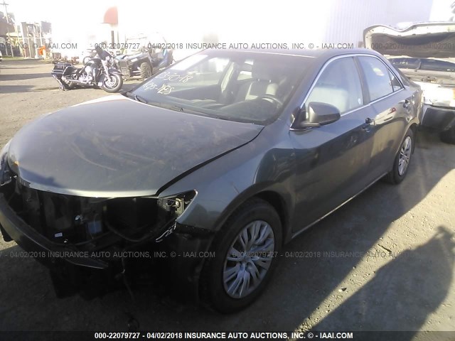 4T4BF1FKXER379063 - 2014 TOYOTA CAMRY L/SE/LE/XLE 灰色 照片 2