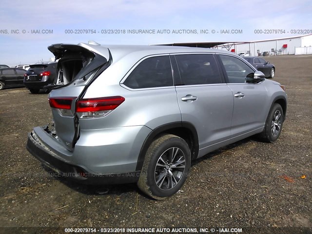 5TDZZRFH2JS241054 - 2018 TOYOTA HIGHLANDER LE/LE PLUS SILVER photo 4