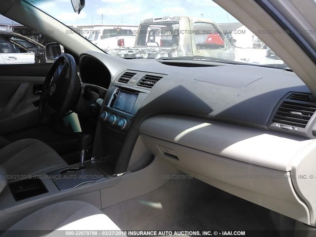 4T1BE46K49U326637 - 2009 TOYOTA CAMRY SE/LE/XLE ოქროსფერი ფოტო 5