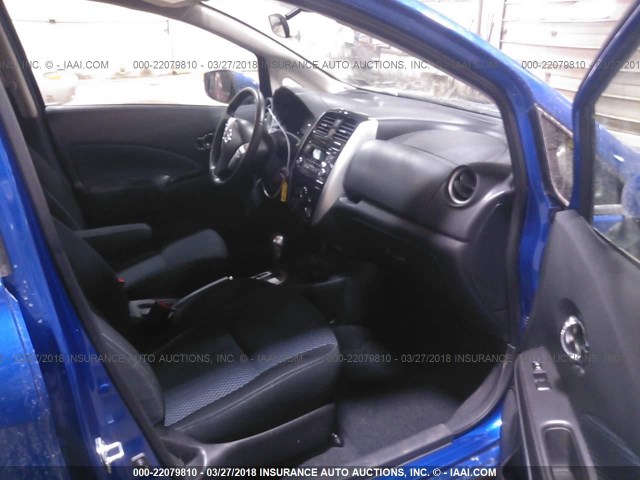 3N1CE2CP1FL397381 - 2015 NISSAN VERSA NOTE S/S PLUS/SV/SL/SR BLUE photo 5