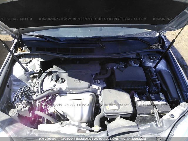 4T4BF1FKXFR505049 - 2015 TOYOTA CAMRY LE/XLE/SE/XSE ვერცხლისფერი ფოტო 10