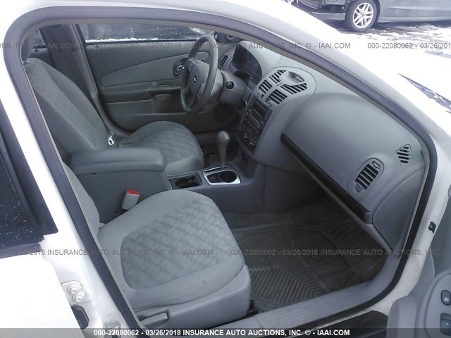 1G1ZT54805F216083 - 2005 CHEVROLET MALIBU LS 白色 照片 5