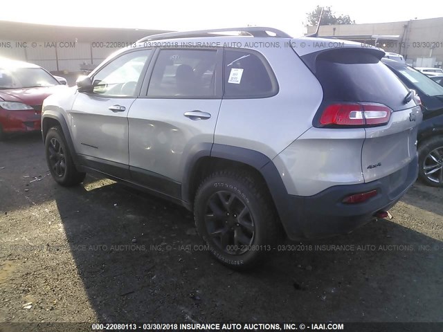 1C4PJMBS0HW521469 - 2017 JEEP CHEROKEE TRAILHAWK SILVER photo 3