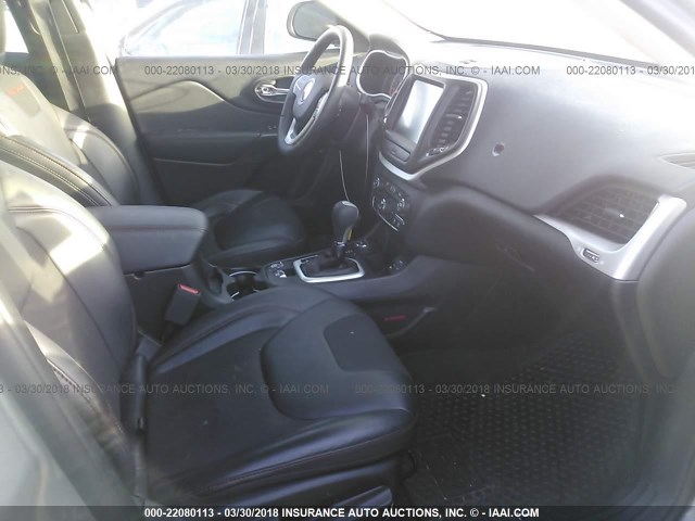 1C4PJMBS0HW521469 - 2017 JEEP CHEROKEE TRAILHAWK 银色 照片 5