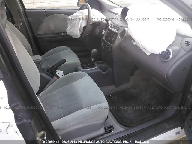 1G8AL52F55Z136339 - 2005 SATURN ION LEVEL 3 WHITE photo 5