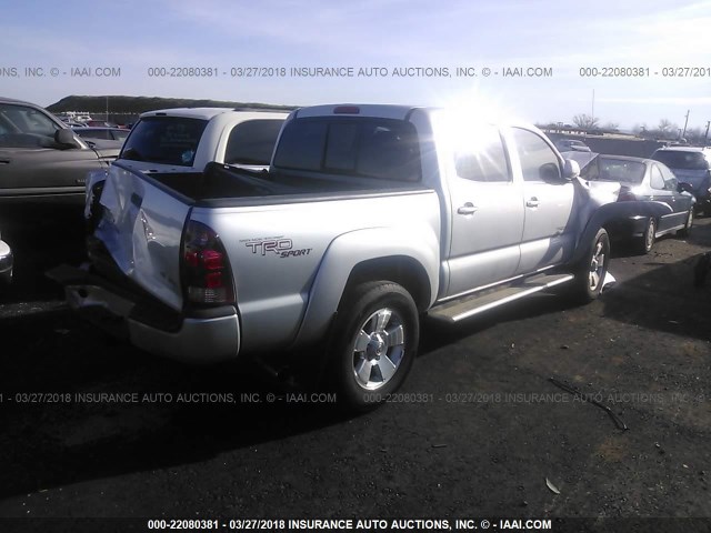 3TMLU42N38M016963 - 2008 TOYOTA TACOMA DOUBLE CAB ვერცხლისფერი ფოტო 4