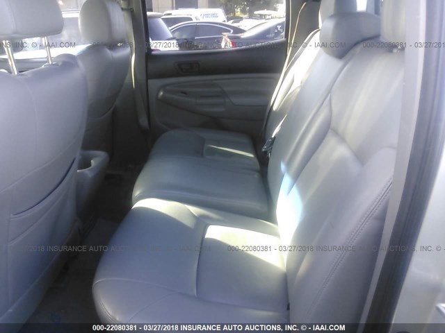 3TMLU42N38M016963 - 2008 TOYOTA TACOMA DOUBLE CAB ვერცხლისფერი ფოტო 8