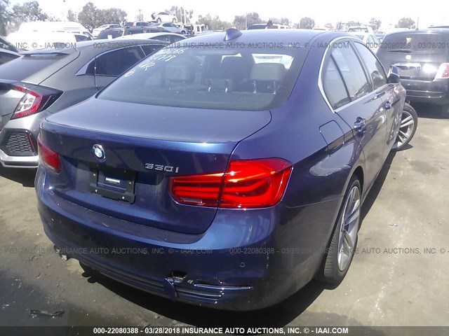 WBA8B9G57JNU98945 - 2018 BMW 330 I მუქი ლურჯი ფოტო 4