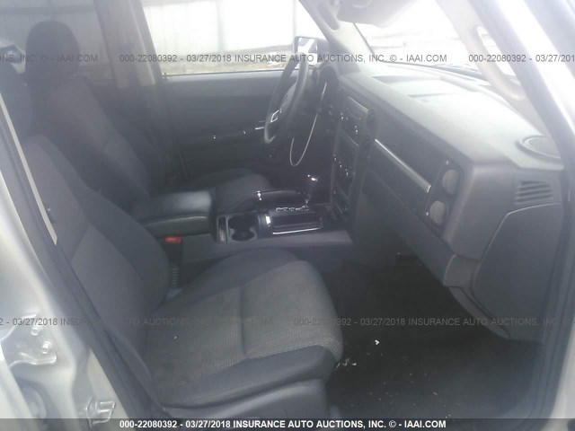 1J4RG4GK4AC128172 - 2010 JEEP COMMANDER SPORT ვერცხლისფერი ფოტო 5