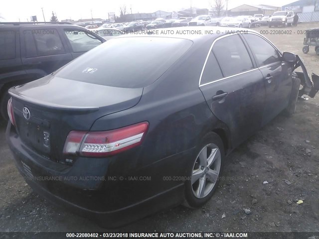 4T1BF3EK7AU518809 - 2010 TOYOTA CAMRY SE/LE/XLE BLACK photo 4
