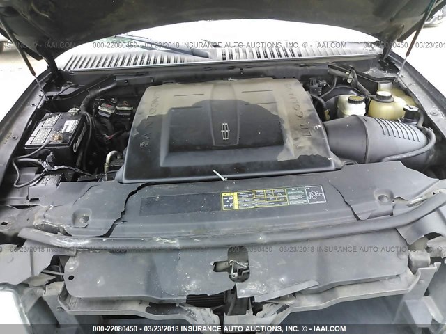 5LMFU27575LJ17519 - 2005 LINCOLN NAVIGATOR BLACK photo 10