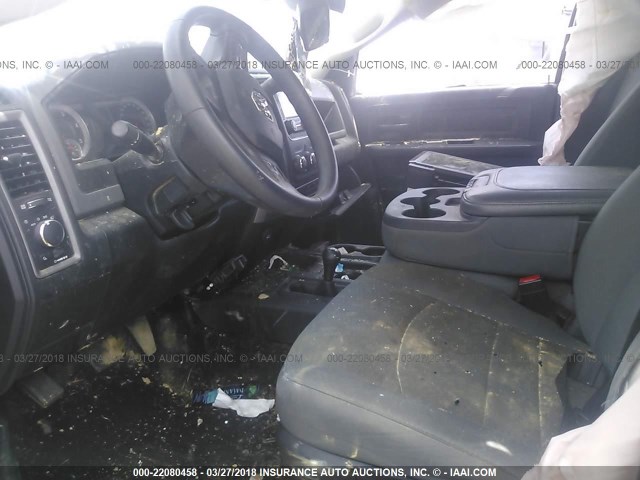 3C6UR5CL3FG510512 - 2015 RAM 2500 ST BLACK photo 5