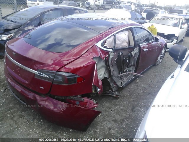 5YJSA1CN5DFP13793 - 2013 TESLA MODEL S Qırmızı foto 4
