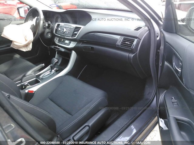 1HGCR2F55EA138251 - 2014 HONDA ACCORD SPORT GRAY photo 5