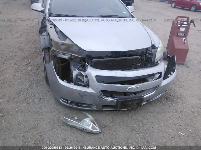 1G1ZK57718F162836 - 2008 CHEVROLET MALIBU LTZ 银色 照片 6