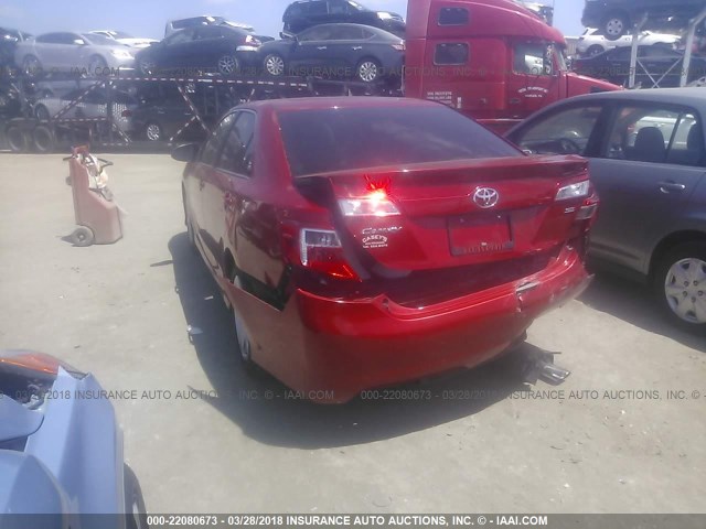 4T1BF1FK6CU620186 - 2012 TOYOTA CAMRY SE/LE/XLE RED photo 3