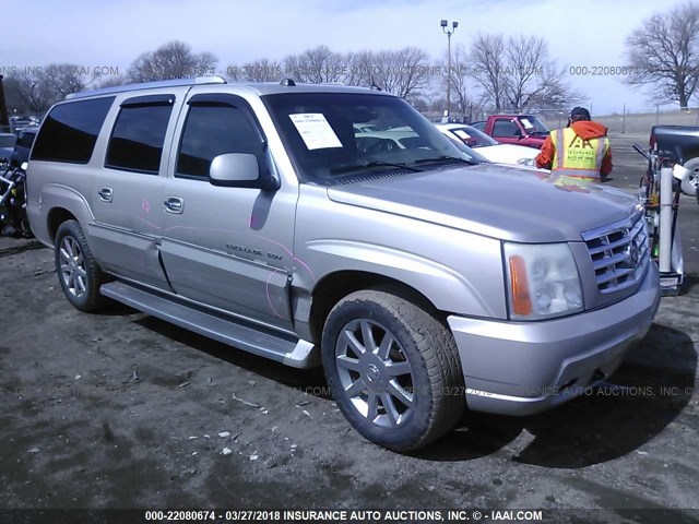 3GYFK66N15G136497 - 2005 CADILLAC ESCALADE ESV SILVER photo 1