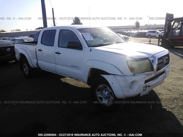 5TEKU72N76Z275291 - 2006 TOYOTA TACOMA DBL CAB PRERUNNER LNG BED WHITE photo 1