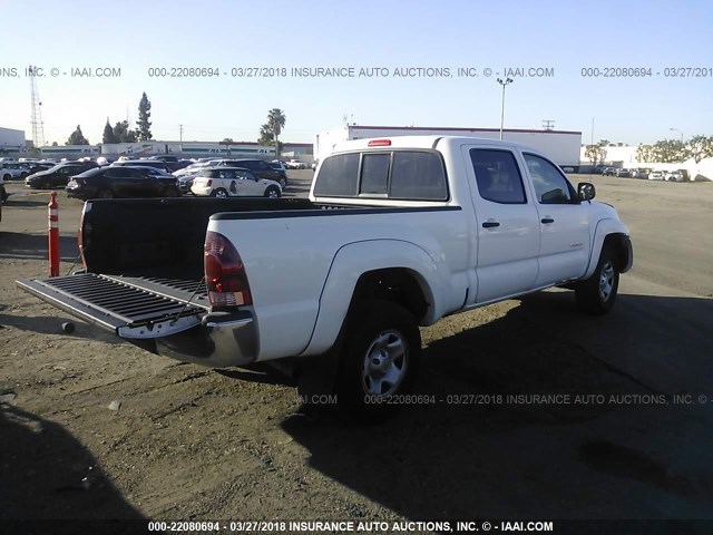 5TEKU72N76Z275291 - 2006 TOYOTA TACOMA DBL CAB PRERUNNER LNG BED WHITE photo 4