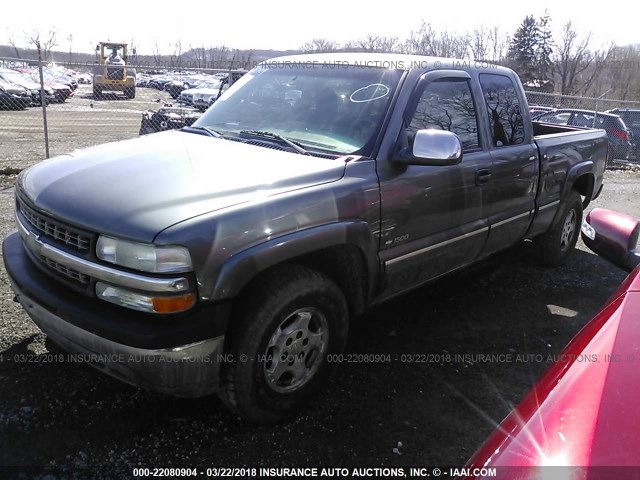 2GCEK19T811313998 - 2001 CHEVROLET SILVERADO K1500 GRAY photo 2