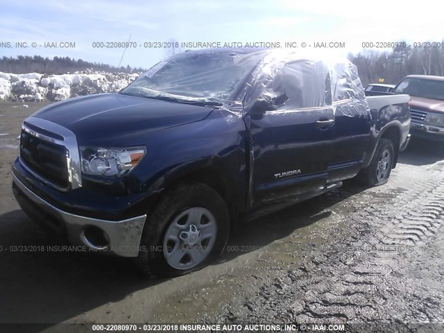 5TFUM5F13DX050102 - 2013 TOYOTA TUNDRA DOUBLE CAB SR5 BLUE photo 2