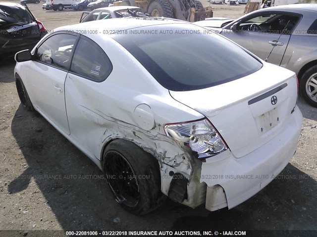 JTKDE167X60129992 - 2006 TOYOTA SCION TC WHITE photo 3