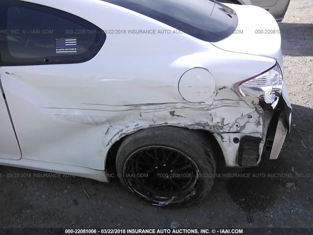 JTKDE167X60129992 - 2006 TOYOTA SCION TC 白色 照片 6