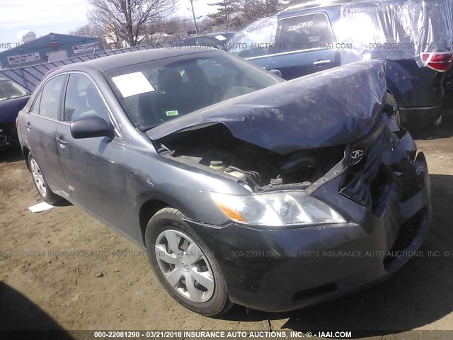 4T4BE46K89R108240 - 2009 TOYOTA CAMRY SE/LE/XLE GRAY photo 1