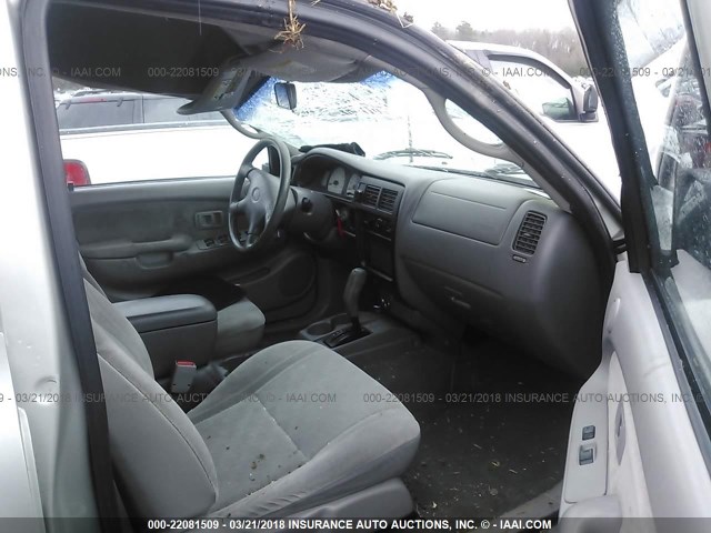 5TEGN92N12Z028454 - 2002 TOYOTA TACOMA DOUBLE CAB PRERUNNER SILVER photo 5