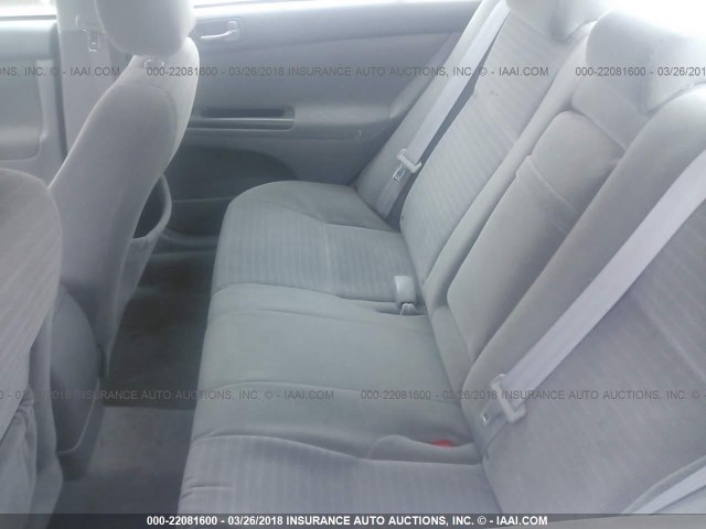 4T1BE32K45U944633 - 2005 TOYOTA CAMRY LE/XLE/SE 银色 照片 8