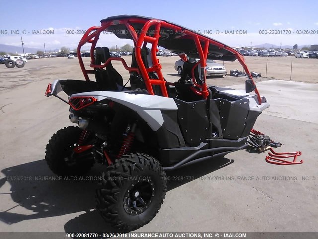 3JBPBAP28HJ000430 - 2017 CAN-AM MAVERICK MAX 1000R DPS GRAY photo 4