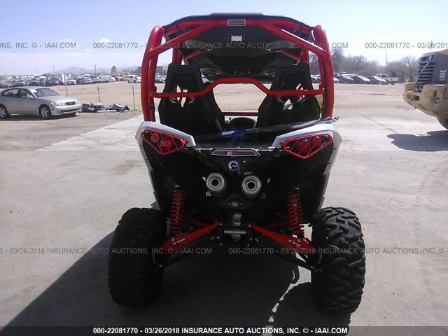 3JBPBAP28HJ000430 - 2017 CAN-AM MAVERICK MAX 1000R DPS GRAY photo 6